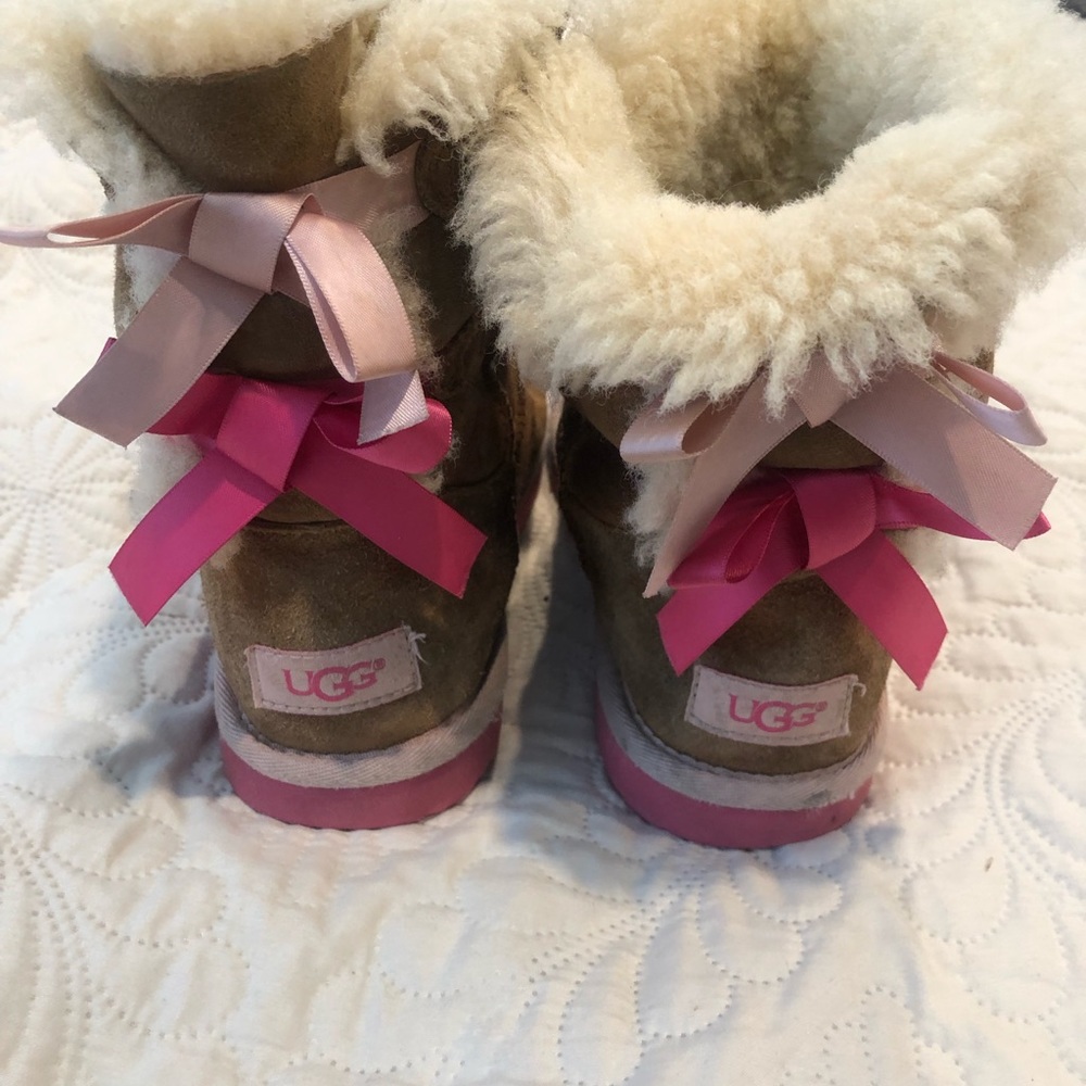 Size 3 girls Ugg boots
